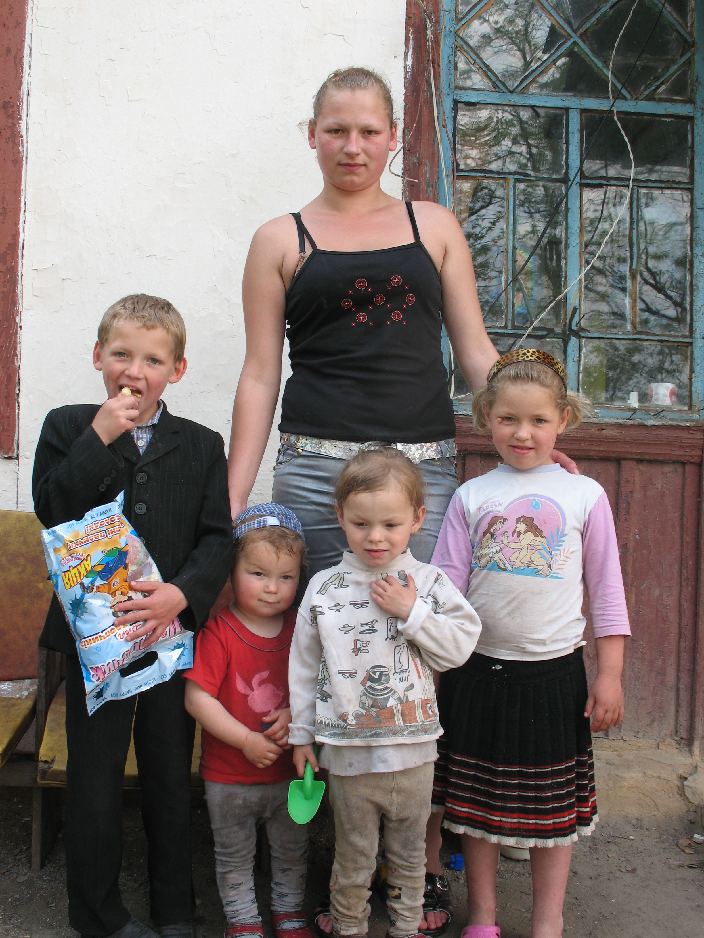 Потребують нашої підтримки або “Макарівські сім’ї 2”