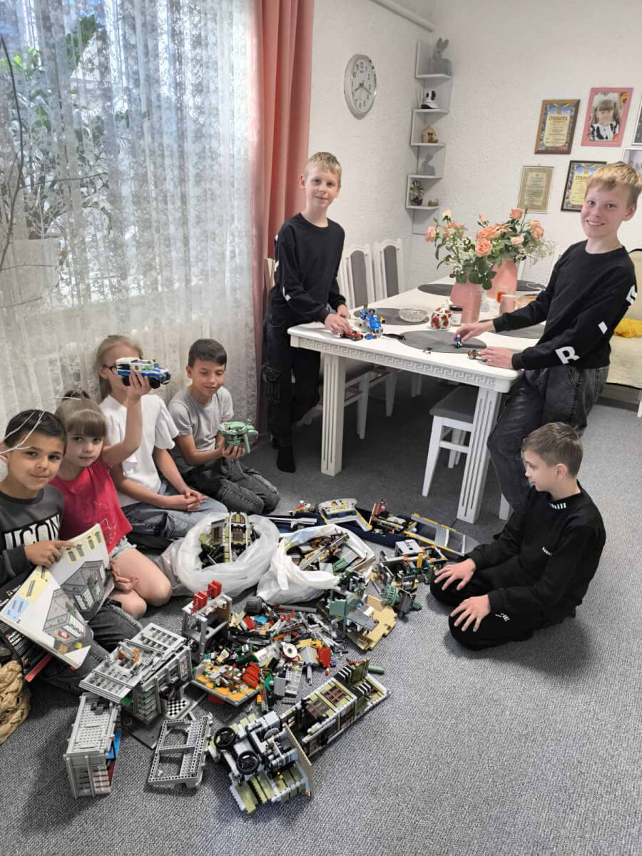 Lego  для дітей з ДБСТ Віори