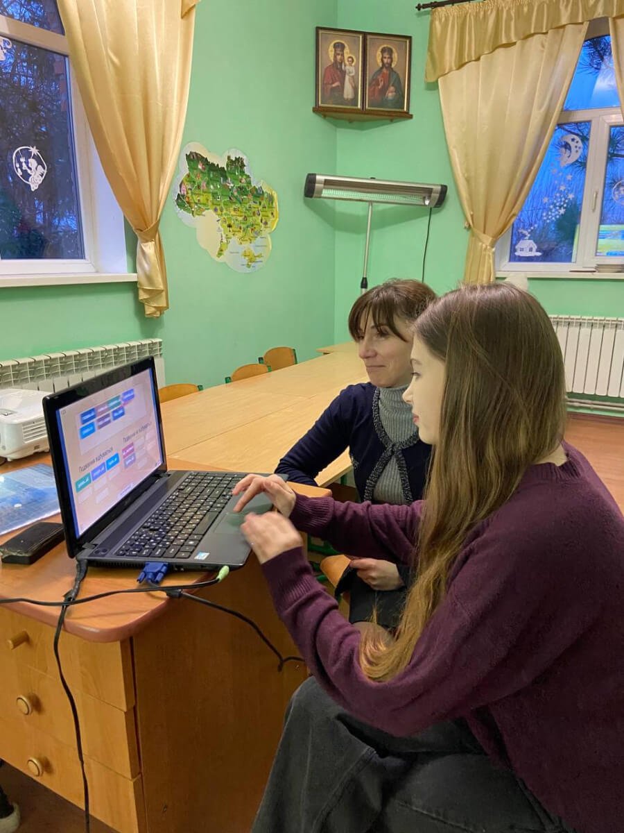 Проєкт “Хочу вчитися”. Березень  (english version below)