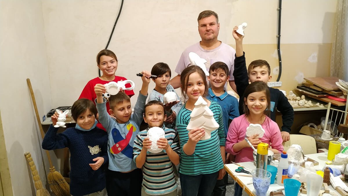 Не хочемо ходити з протягнутою рукою