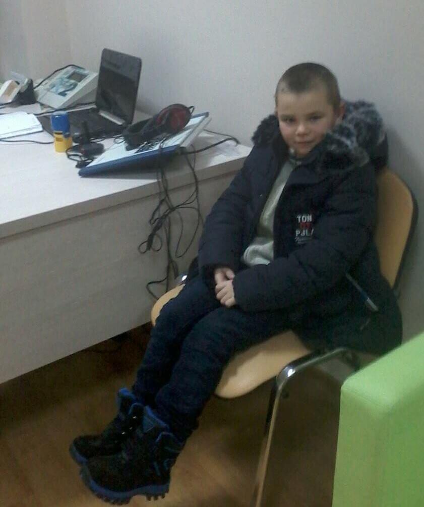 Потрібен слуховий апарат!