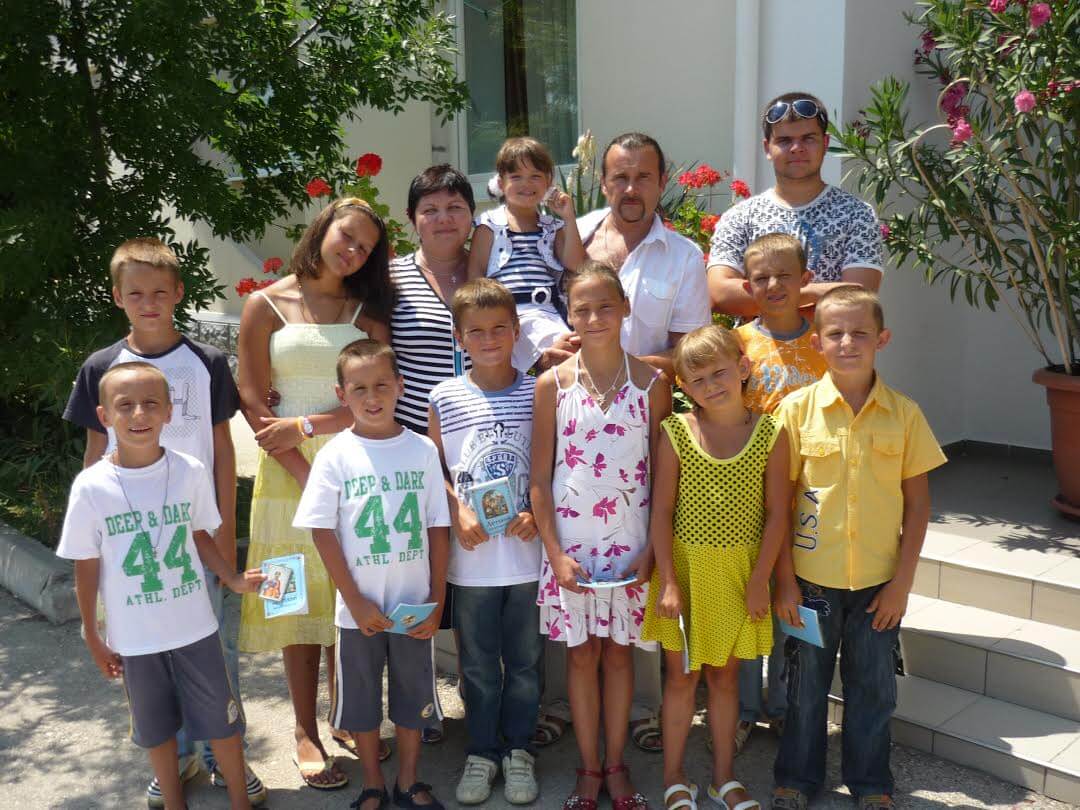 ЛОР-«КЛІНІКА АМРІТА»: ЛОР-«КЛІНІКОЮ АМРІТА» оглянуто вихованців ДБСТ родини Юсан !