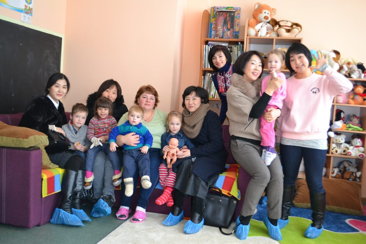 Корейські громадяни налаштовані на допомогу родинам центру “Промінь надії”