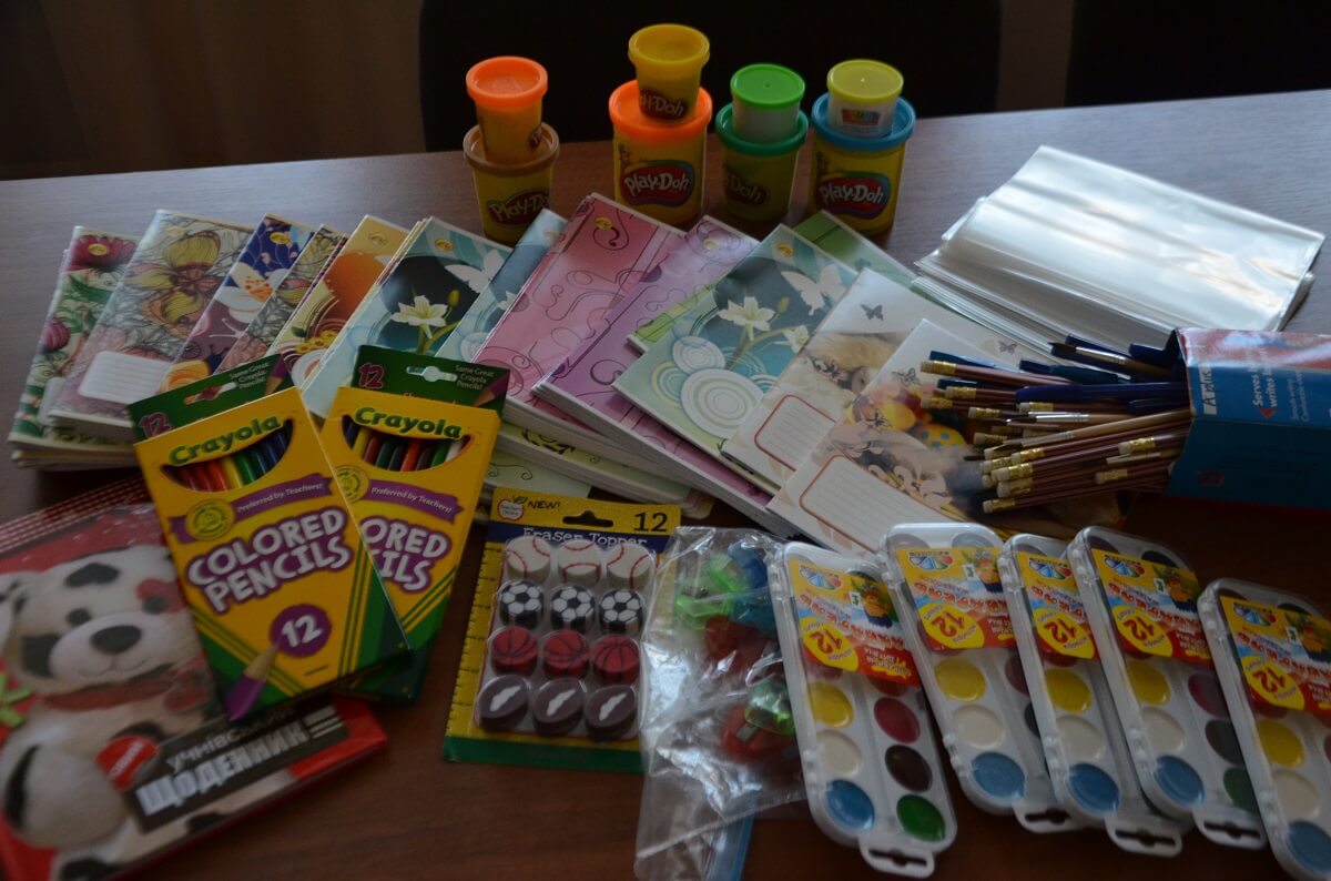 Передано канцтовари для Ушомирської школи-інтернат!