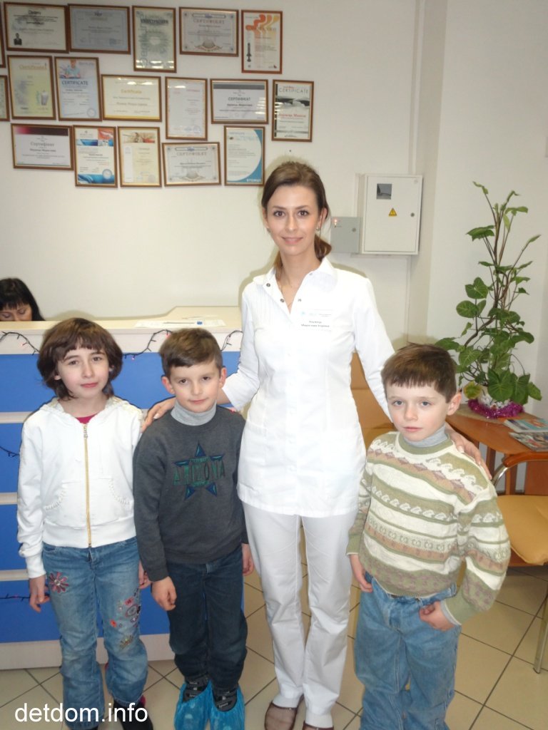 Клініка "Профідент" оглянула вихованців ДБСТ родини Діцул!