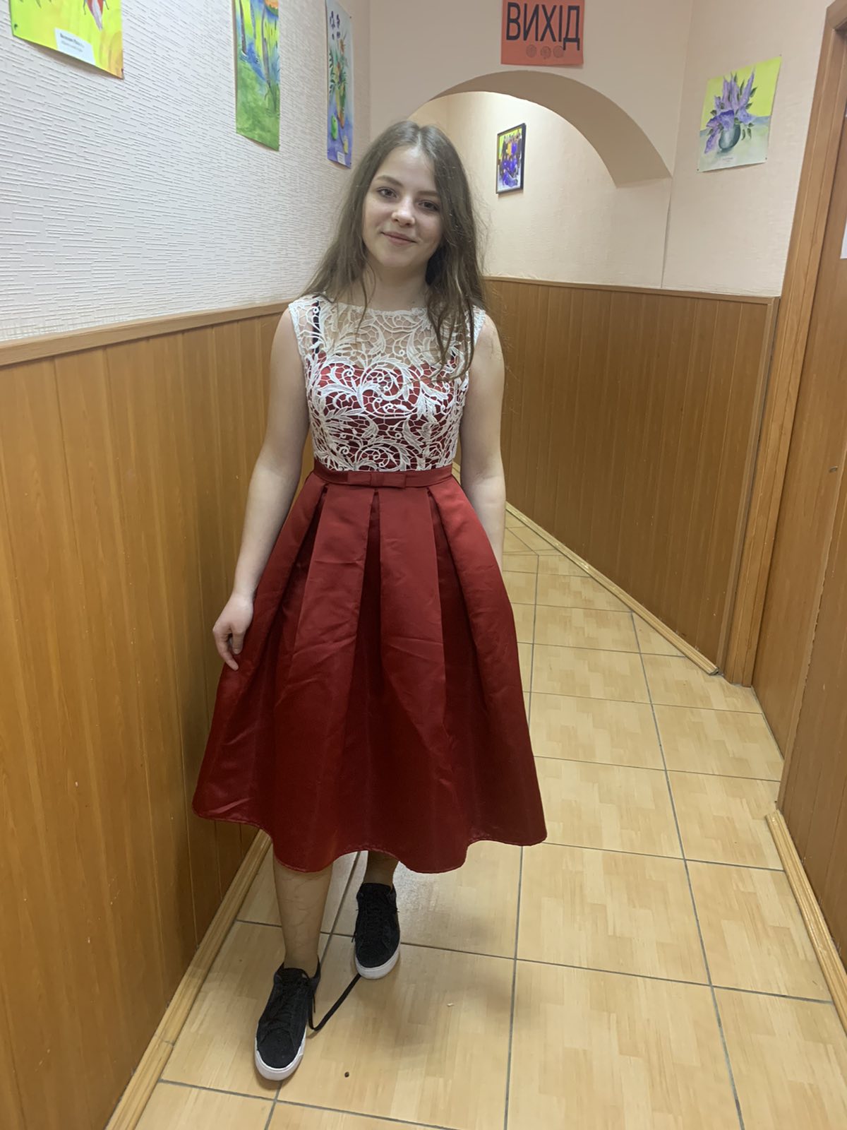 Наші випускниці  в сукнях “Анабель”