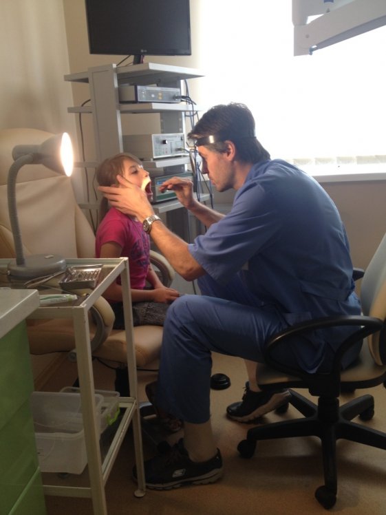 ЛОР-КЛІНІКА «АМРІТА» та Стоматологічний центр «ПрофіДент»: Надано медичну допомогу вихованці ДБСТ Гедз