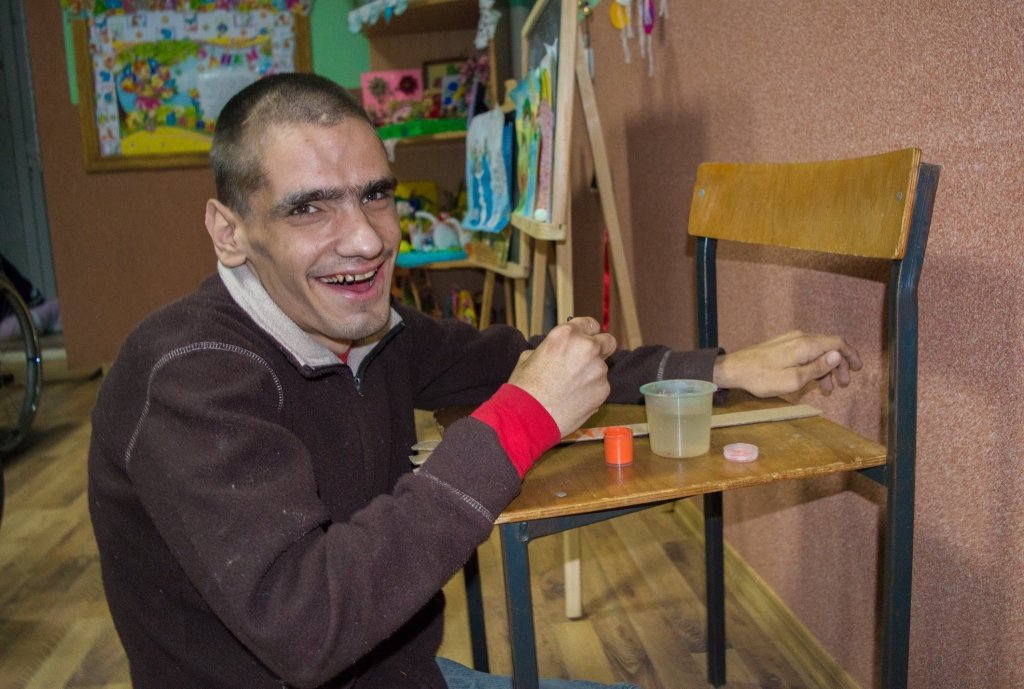 Допоможемо неповносправним дітям і молодим особам займатися творчістю!