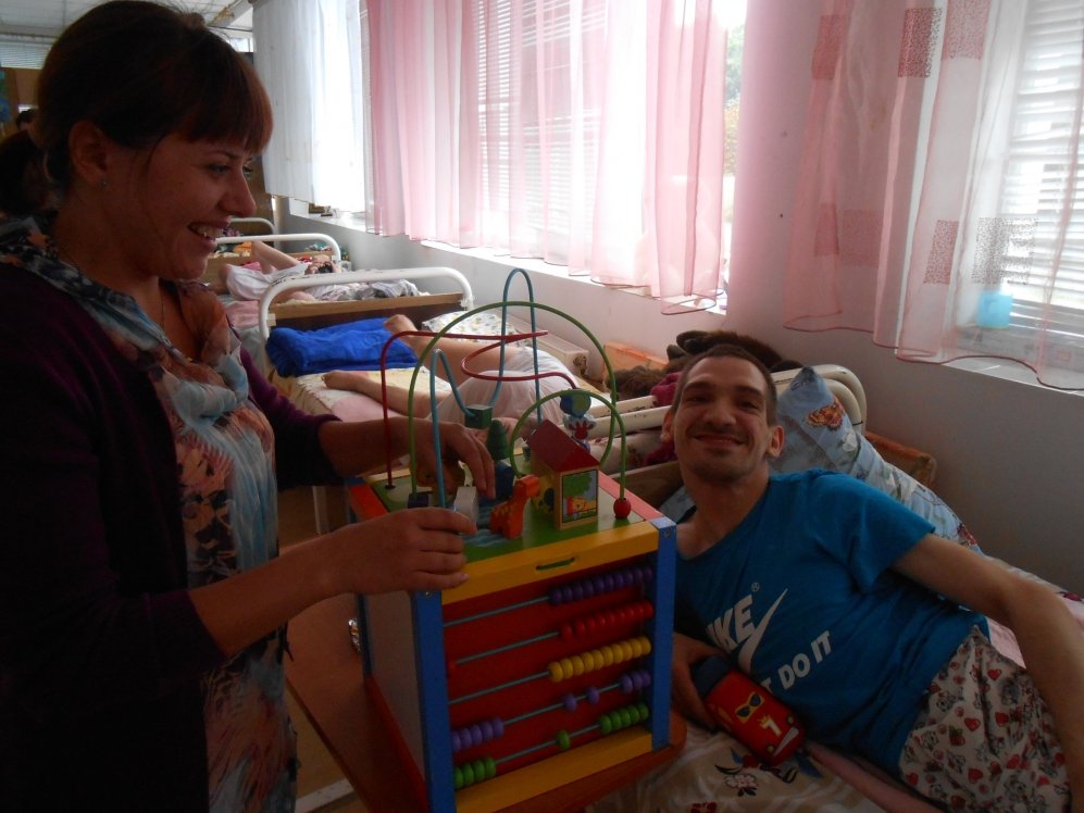 5 вересня волонтери «Української благодійницької мережі» відвідали вихованців Залучанського дитячого будинку-інтернату