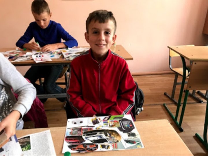 Як вихованці Кмитівського інтернату карти бажань малювали