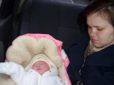 Молодій мамі одиначці потрібна допомога