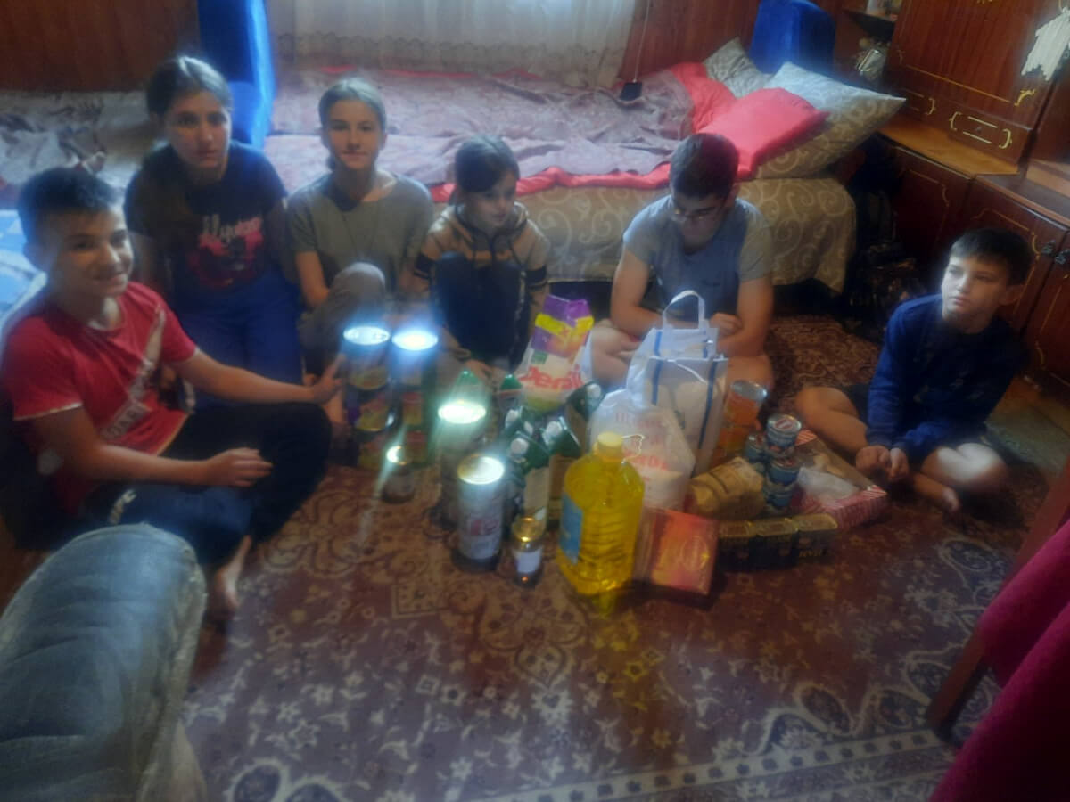 Дякуємо за щомісячну підтримку наших родин