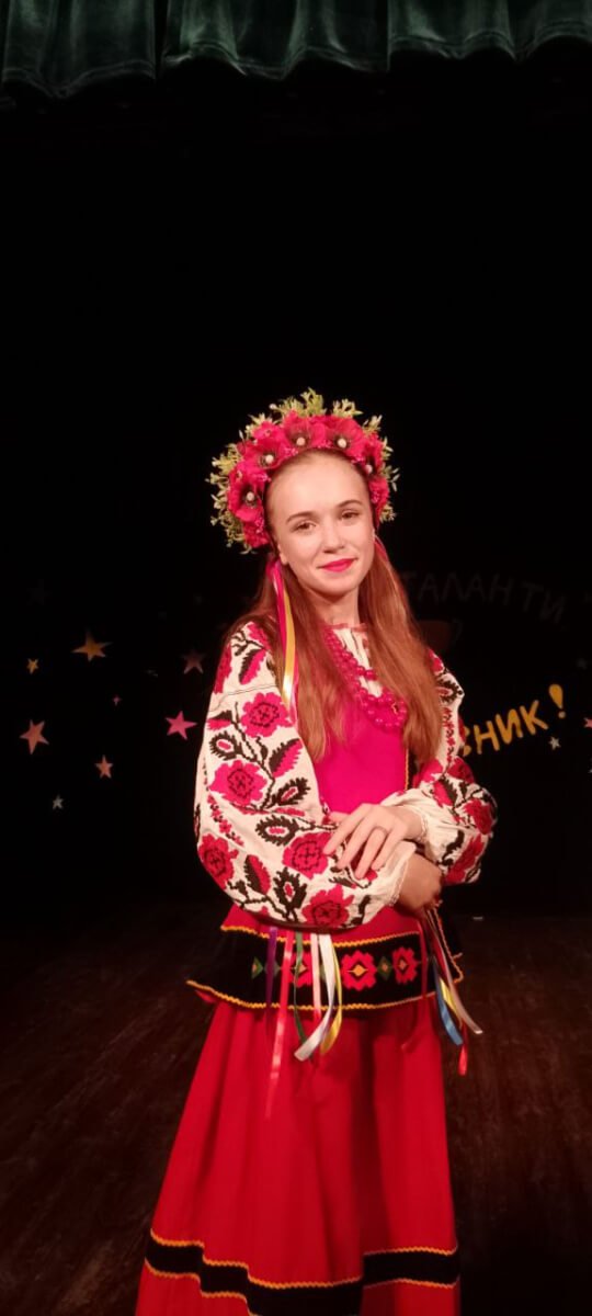 Валентина-співачка і її “Успішний старт” (english version bellow)