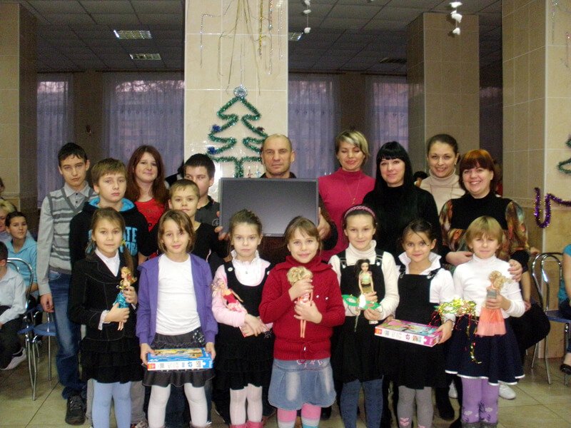 Корпорация «Фортуна» в честь 20-летия своего создания оказала благотворительную помощь 20 детским домам