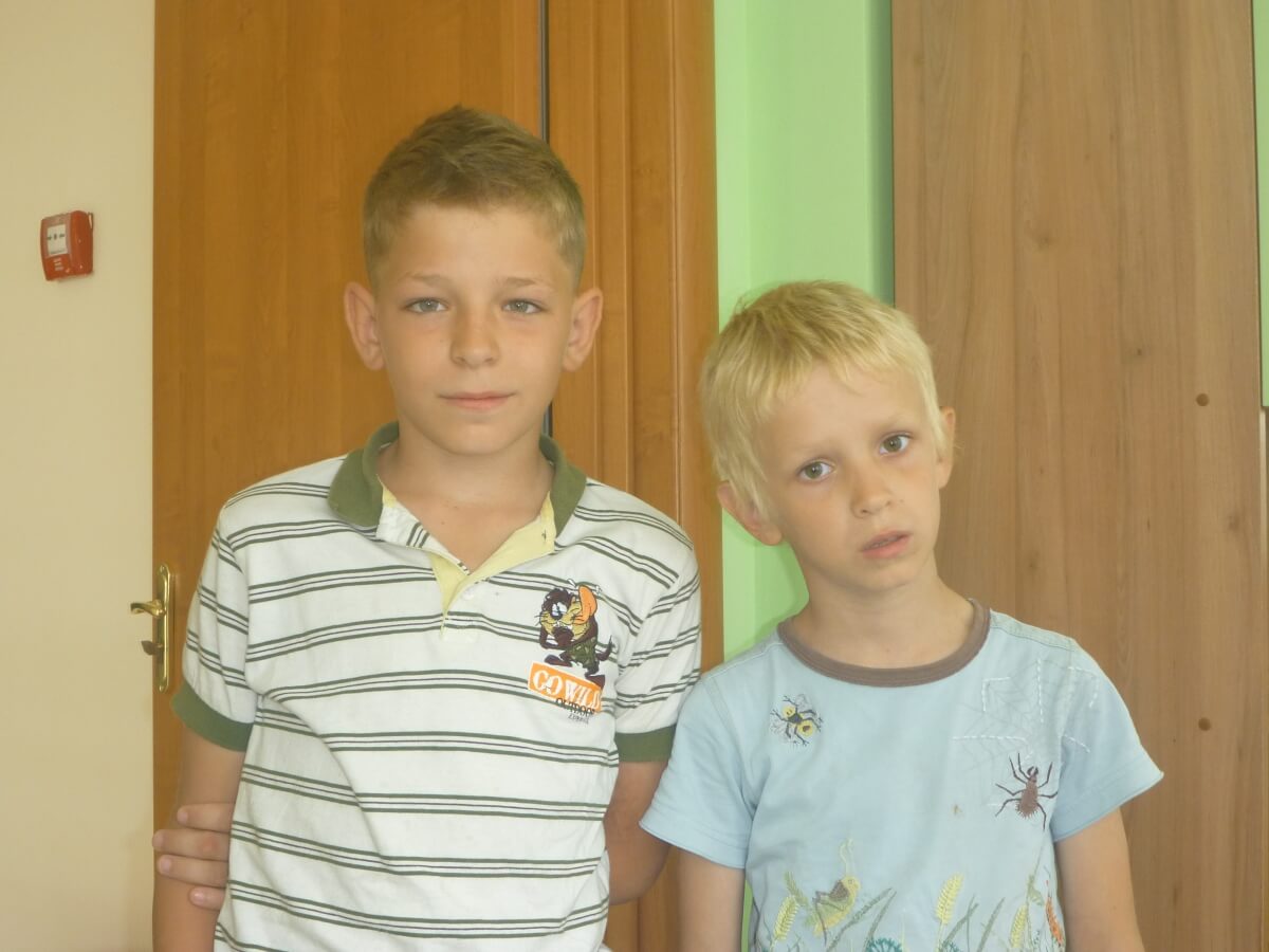 Подаруйте подарунки тим, кому вони дійсно потрібні!