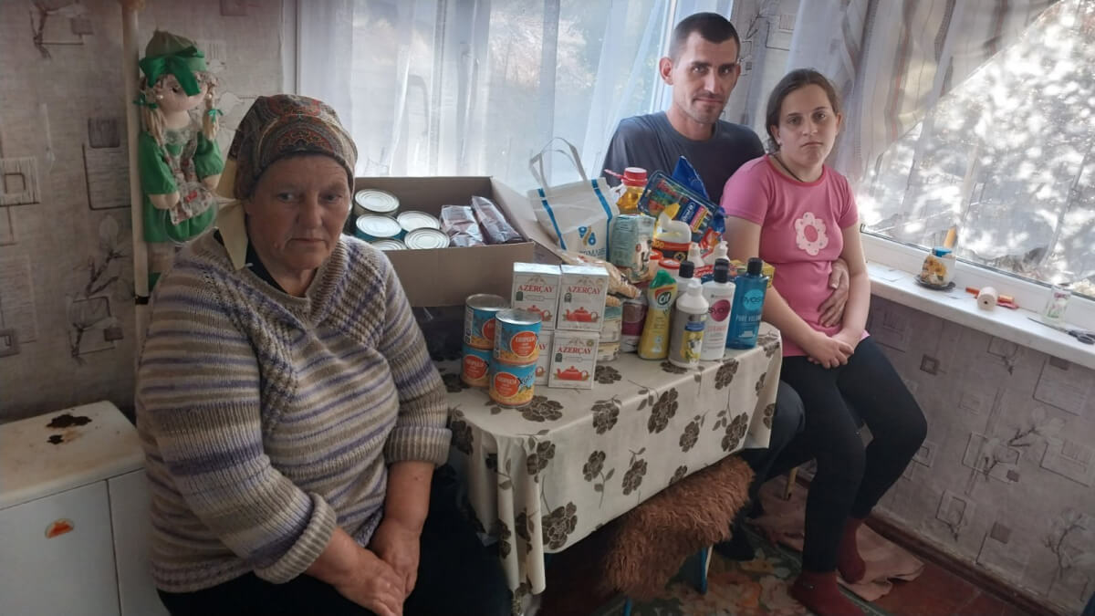 Родина з Херсонщини отримала допомогу (english version below)