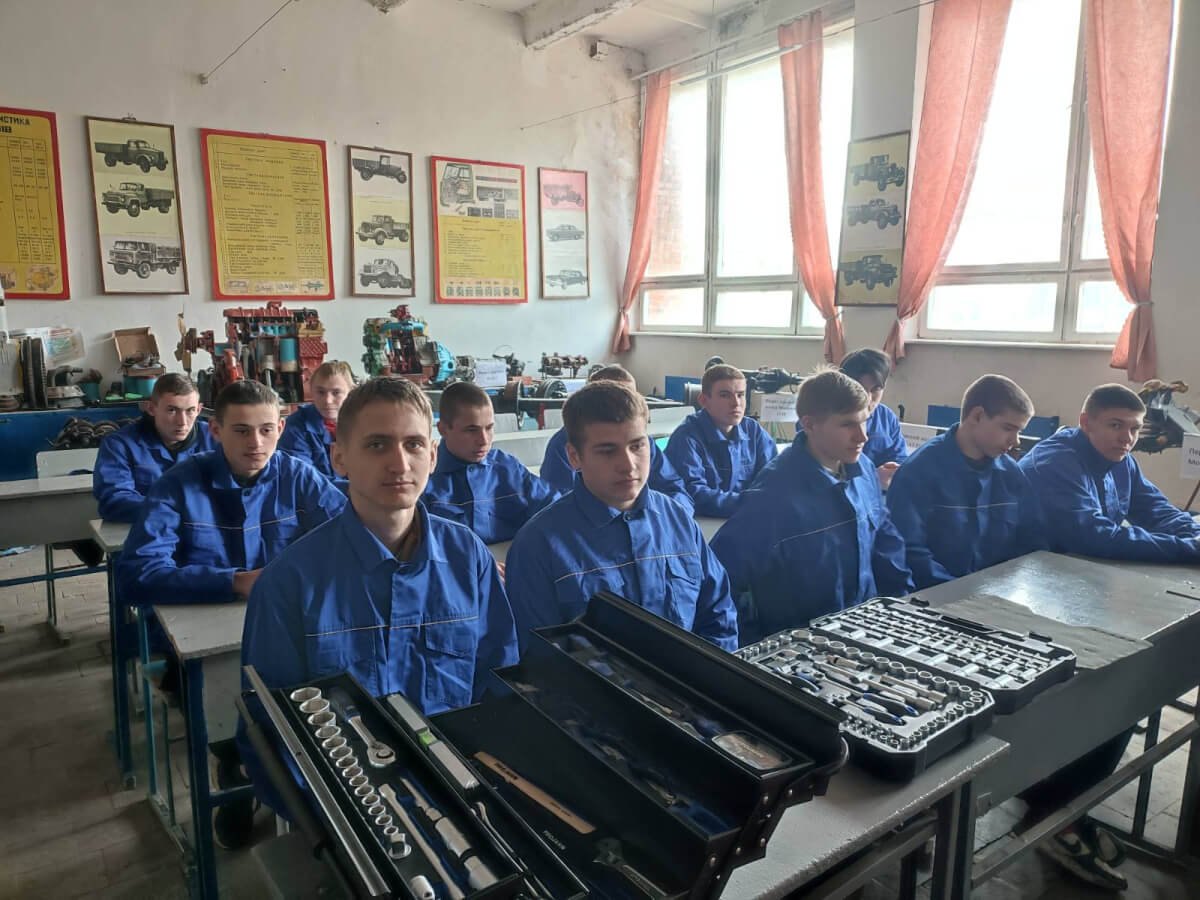 Професійна освіта  для  України майбутнього (english version below)